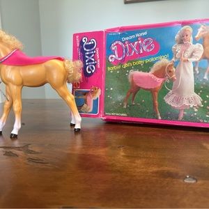 Dixie Dream Horse Barbie’s Baby Palomino